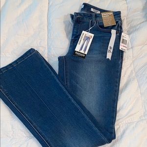Kensie high rise Bootcut jeans size 6/28 BNWT